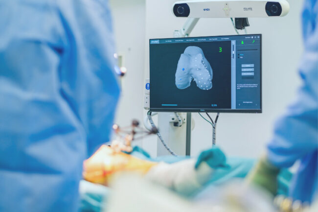 Mako robotic arm assisted knee replacement at Carrothers Orthopaedics in Cambridge